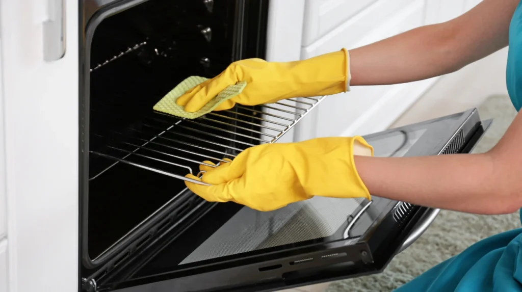 Essential Kitchen and Oven Cleaning Tips for Oldham Households