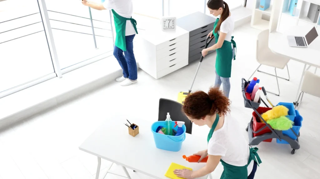 How Bury Residents Can Simplify Their Weekly Cleaning Routine