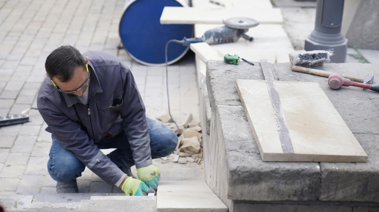 Builders Left Mess Behind Bee Cleaning Services Manchester Solves Construction Cleaning Problems in Bury