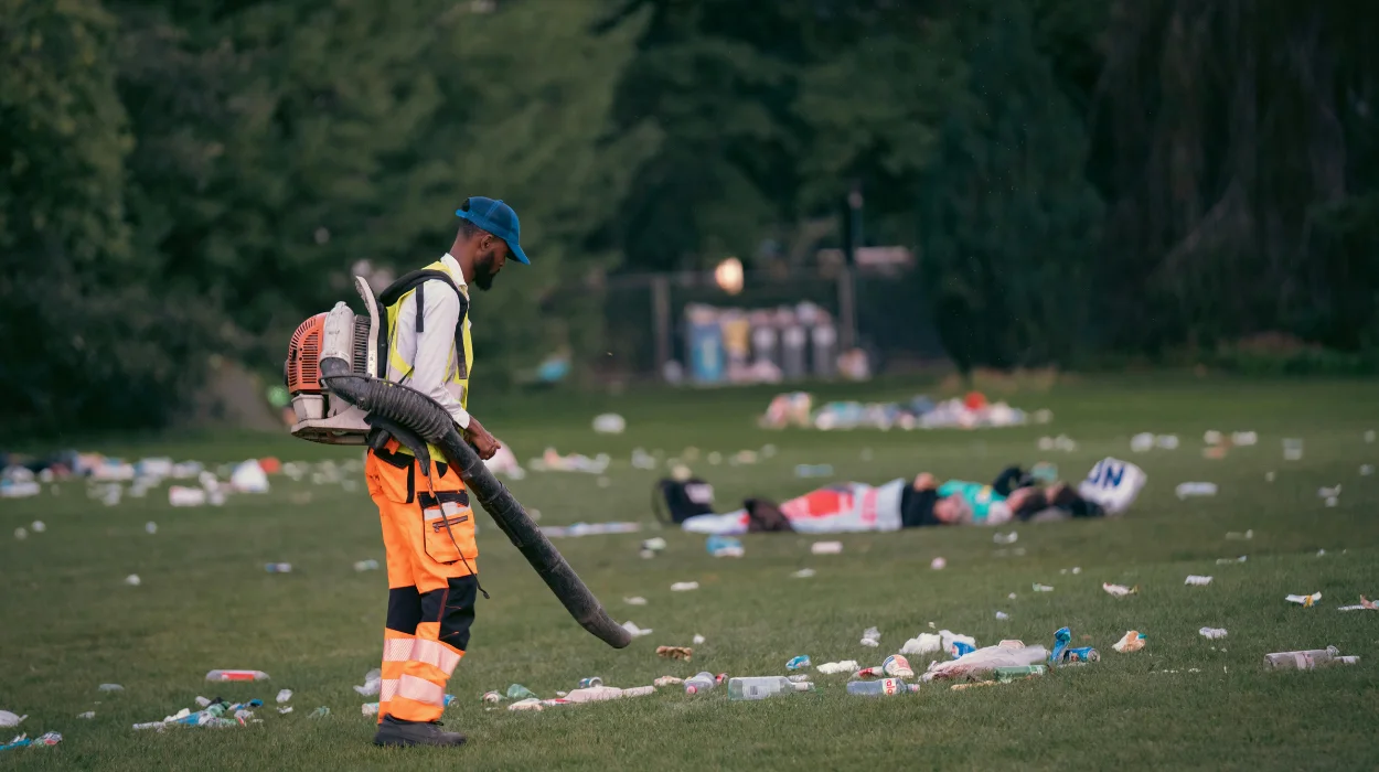Hosting a Party in Bury Bee Cleaning Services Manchester Solves the Post-Event Cleaning Nightmare