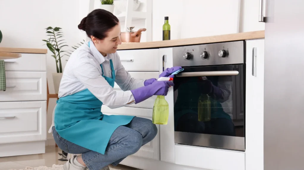 Move-Out Oven Cleaning Services in Bolton That Meet Landlord Standards