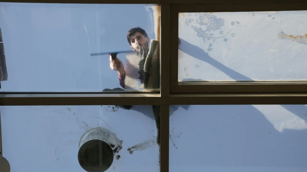 Window Film Haze Failing Inspections Bee Cleaning Services Clear Glass Solutions for Cheadle