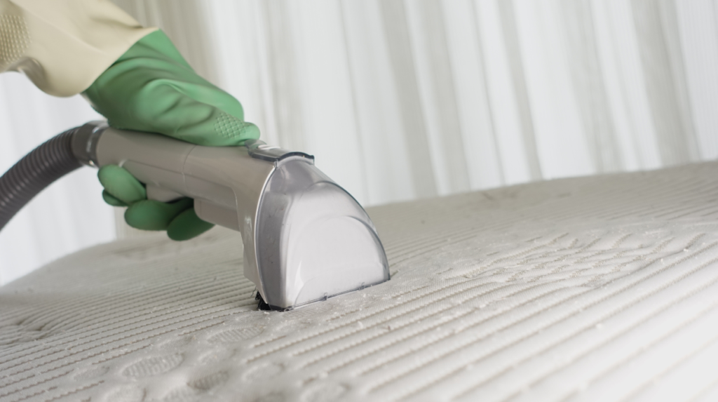 Mattress Cleaning Services in Farnworth: Steam Cleaning vs. Dry Extraction for Memory Foam