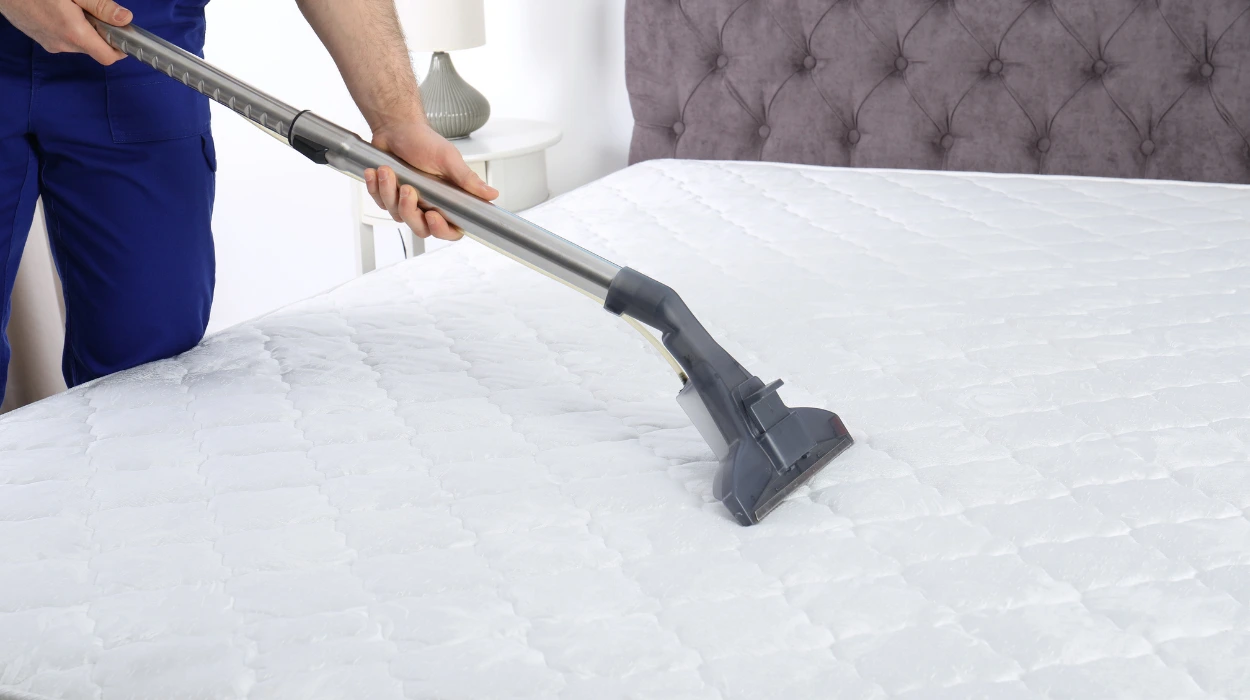 What is the difference between a surface clean and a deep mattress cleaning in Farnworth extraction service?