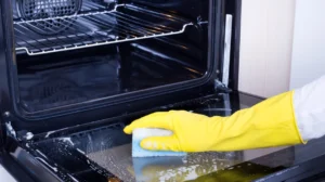 What to Ask Before Booking an Oven Cleaner in Oldham?